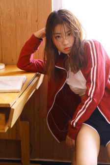 硕大粗长撑裂了小龙女